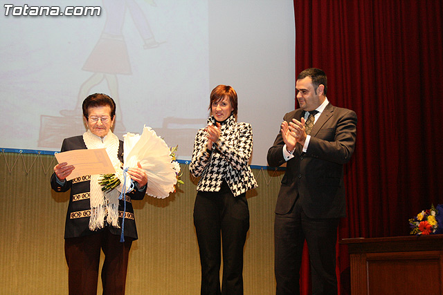 Cinco mujeres de Totana son homenajeadas en el Da Internacional de la Mujer por su trayectoria profesional y personal - 12