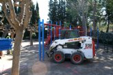 Comienza la renovacin de las zonas infantiles de los parques Juan Carlos I y Gins Ibñez