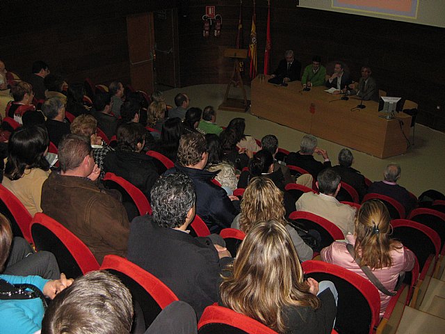 Rafael Gómez recibe a los participantes en la Asamblea Nacional de Coros y Danzas de España. - 2, Foto 2