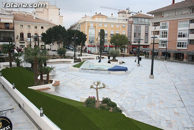Inauguración de las obras de remodelación de la Plaza de la Balsa Vieja en Totana - 1, Foto 1