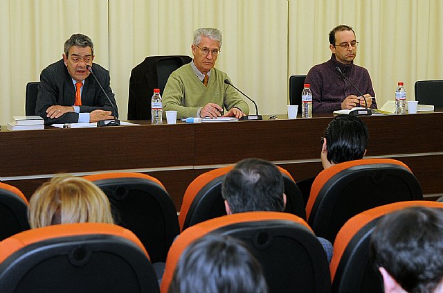 La Universidad de Murcia celebró  el congreso homenaje al profesor José  Luis Abellán - 1, Foto 1