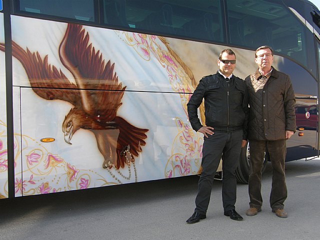 El concejal de Turismo destaca la promoción de la ciudad que realiza Autocares Muñoz - 1, Foto 1