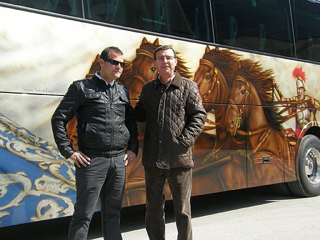 El concejal de Turismo destaca la promoción de la ciudad que realiza Autocares Muñoz - 2, Foto 2