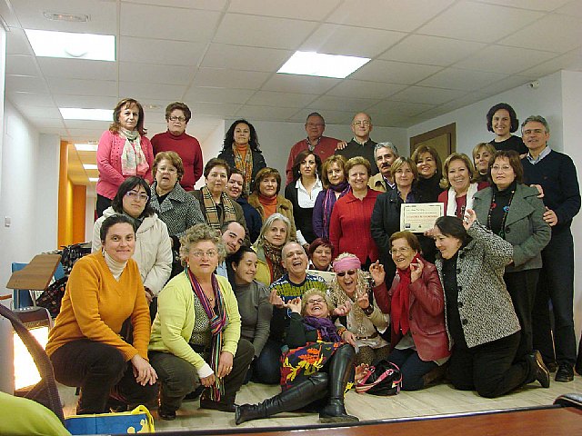 Clausurada la cuarta edición de los cursos de risomemoria - 1, Foto 1