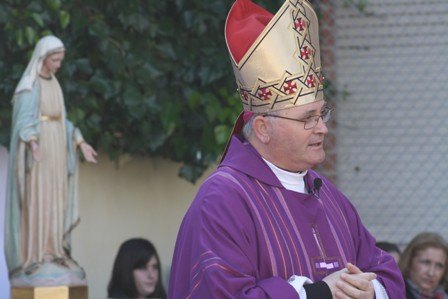 El Obispo preside la Misa en el Colegio San Vicente Ferrer de El Palmar con motivo del 350 aniversario de la Familia Vicenciana - 1, Foto 1