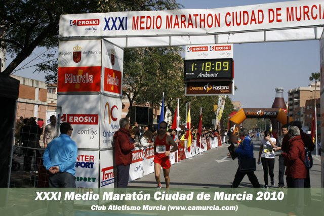 Excelente actuación de Pablo Juan Bautista de la Red Deportiva Yecla en la Media Maratón de Murcia - 1, Foto 1
