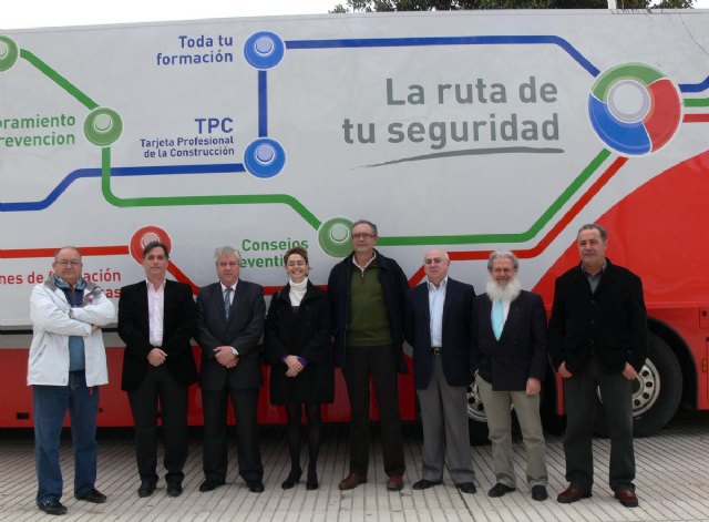 Ayuntamiento y COEC apuestan por la formación para minimizar los accidentes en el sector de la construcción - 1, Foto 1