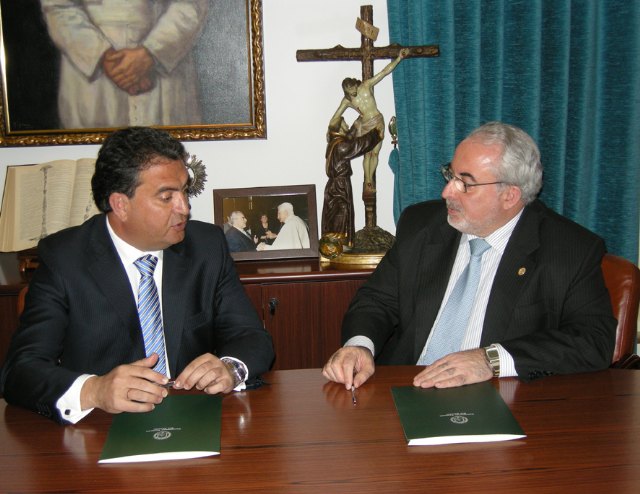 La UCAM suscribe un convenio de colaboración con el Colegio Notarial de Murcia - 1, Foto 1