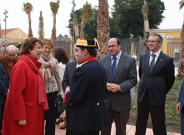 El Alcalde de Puerto Lumbreras recibe la ‘Gran Cruz de Caballero de Santiago’ durante un acto Homenaje a las Víctimas del Terrorismo - 1, Foto 1