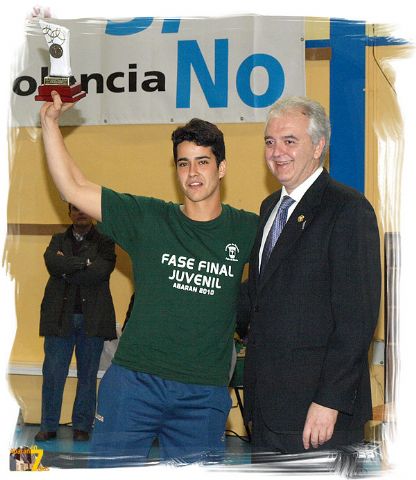 Los juveniles de la Asociacin Abaranera de balonmano se proclaman CAMPEONES regionales - 2