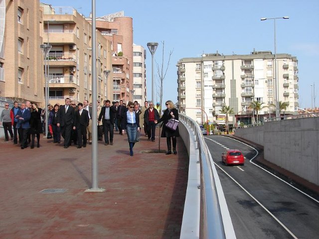 La Consejería de Obras Públicas elimina la zona de tráfico más conflictiva de la ciudad de Lorca con la supresión del paso a nivel de Santa Clara - 2, Foto 2