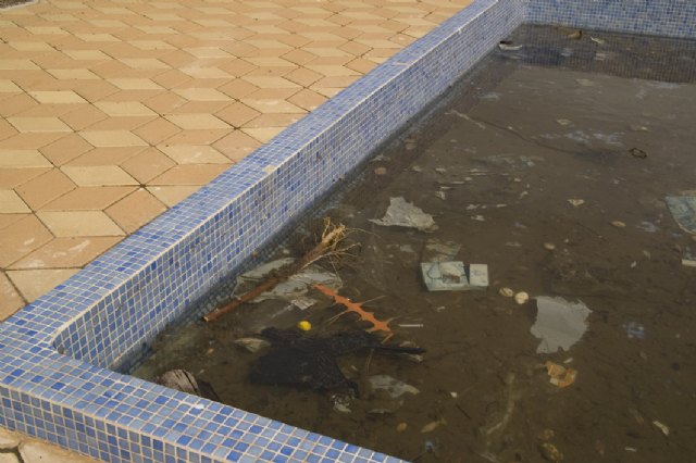 A.V.A. denuncia que no funciona  el 80% de las fuentes de Águilas - 4, Foto 4