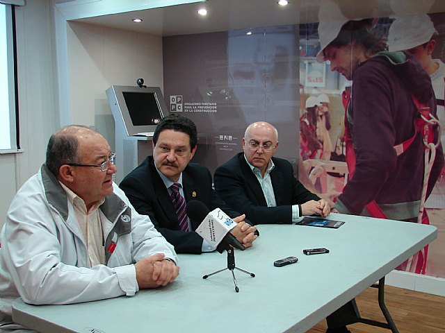 El aula móvil “La Ruta de tu Seguridad” pasó por San Pedro del Pinatar - 1, Foto 1