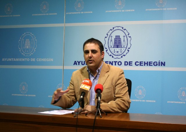 El Mercadillo Artesanal ‘El Mesoncico’ vuelve este sábado, dedicado a la Semana Santa - 1, Foto 1