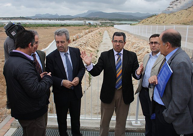 La Comunidad invierte 1,3 millones de euros en la mejora del drenaje de aguas pluviales en Bahía del Puerto de Mazarrón, Foto 1