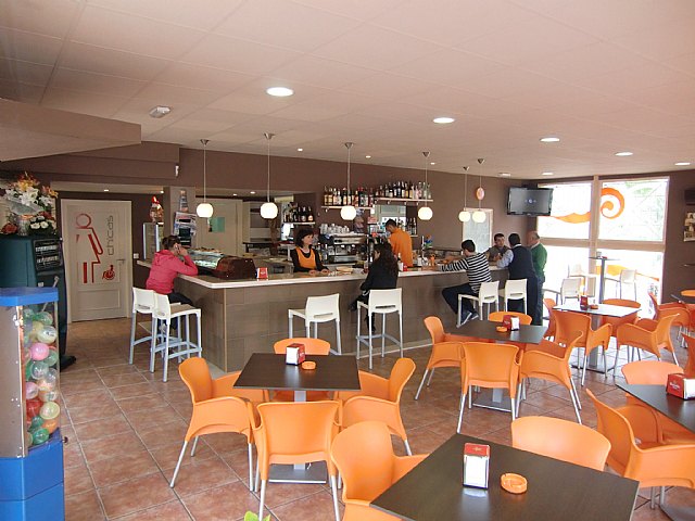 El Complejo Deportivo de La Torrecilla cuenta con un nuevo y moderno servicio de restaurante y cafetería - 1, Foto 1