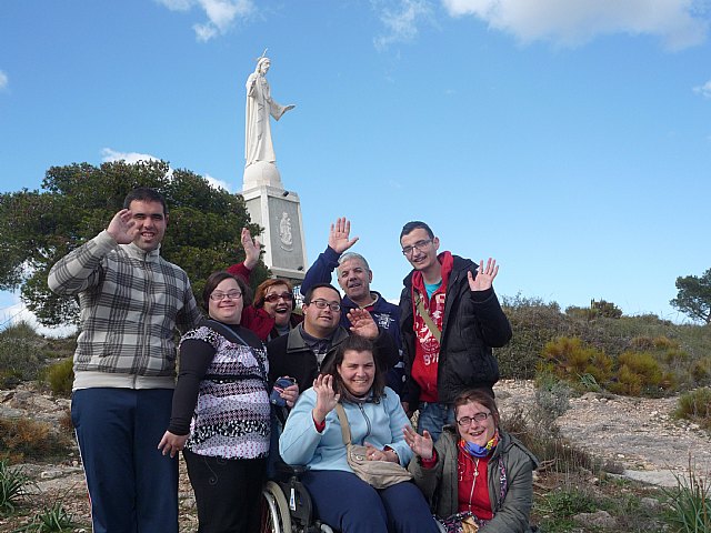 Users Occupational Center "Jos Moya" made several trips around the mountains and the surroundings of La Santa, Foto 2