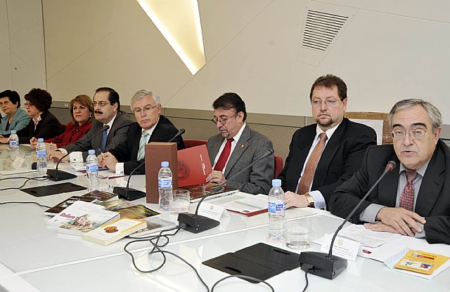 La Universidad de Murcia y la Simón Bolívar de Ecuador realizarán estudios sobre la inmigración - 1, Foto 1