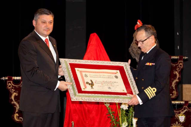 El Arsenal Militar de Cartagena, recibió el Gallo de Oro 2010 de la Hermandad de San Pedro Apóstol y Stmo Cristo de la Esperanza en Alcantarilla - 5, Foto 5