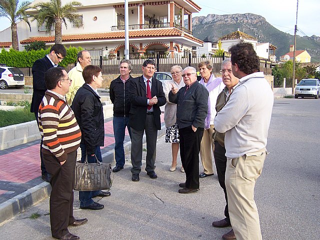 El Ayuntamiento instala 80 luminarias en la urbanización «La Kábyla» de Calabardina - 1, Foto 1