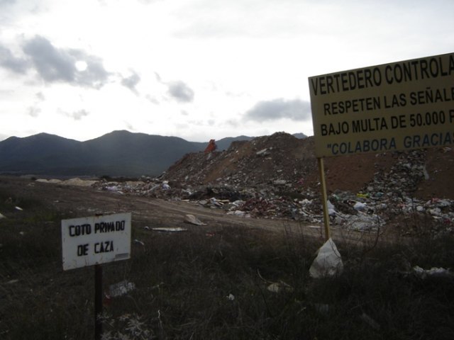 Ecologistas en Acción demanda a la Asamblea Regional medidas efectivas contra los vertederos incontrolados - 1, Foto 1