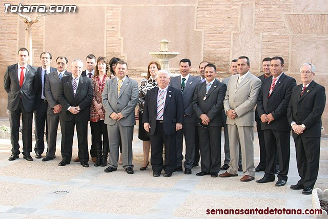 El alcalde felicita al Cabildo y a todas las Hermandades por la buena organización de todos los actos y procesiones de la Semana Santa, Foto 1