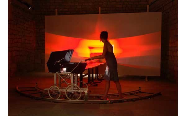 El Laboratorio de Arte Joven acoge un taller con la artista Eulalia Valldosera - 1, Foto 1