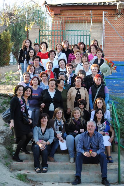 Las mujeres de las pedanías reciben sus diplomas - 2, Foto 2