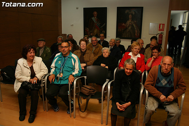 El Ayuntamiento de Totana acerca la TDT a personas mayores y con discapacidad con la entrega de 127 receptores de la señal digital terrestre - 1