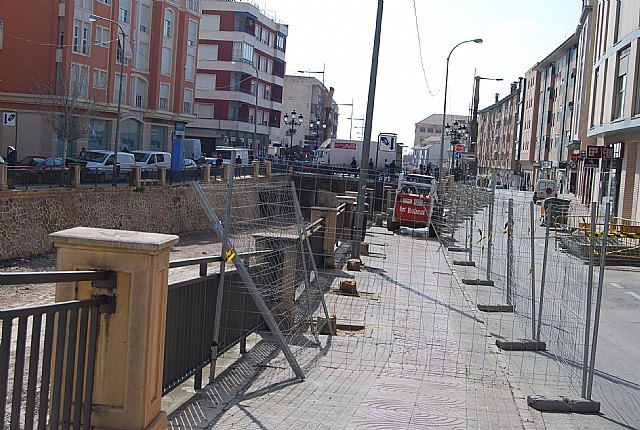 Comienzan las obras de remodelación del paseo de la Avenida de la Rambla de La Santa, incluida en el POS 2009, Foto 2