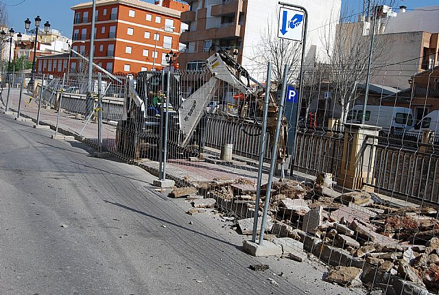 Comienzan las obras de remodelación del paseo de la Avenida de la Rambla de La Santa, incluida en el POS 2009, Foto 3