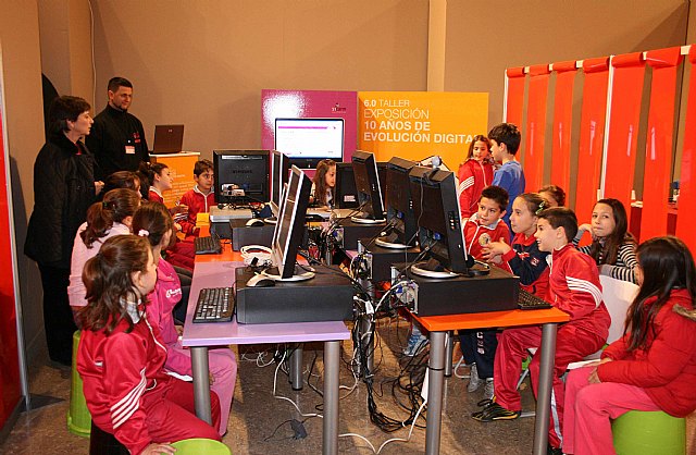 El SICARM muestra en Caravaca las últimas novedades en tecnologías de la comunicación y la información - 2, Foto 2