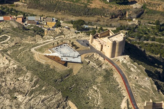 El próximo día 19 el Castillo abre sus puertas tras un intenso proceso de restauración del edificio y del entorno - 1, Foto 1
