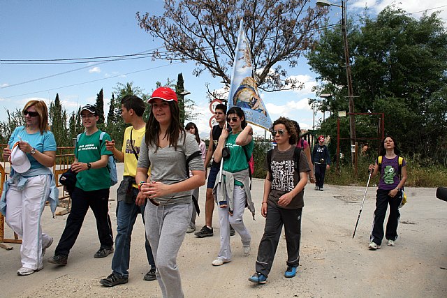 Un centenar de peregrinos visita Alguazas - 1, Foto 1