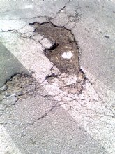 UPyD denuncia el mal estado del asfaltado en algunas calles del barrio de Fátima y alrededores