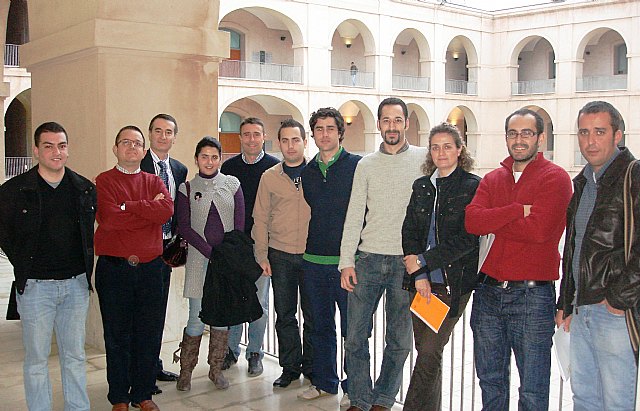 Comienzan las labores de investigación del proyecto de arquitectura industrial sostenible de la Consejería de Empresa - 1, Foto 1