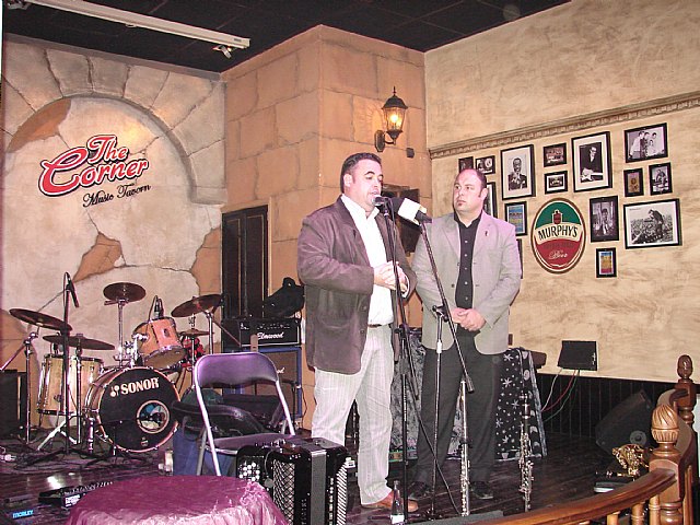 Malagüero puso música a la inauguración del festival Pinatar Folk - 1, Foto 1