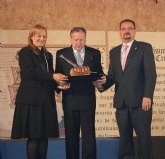 Los Premios Tomir destacan el papel de lvarez del Manzano en la promocin nacional de Caravaca Jubilar
