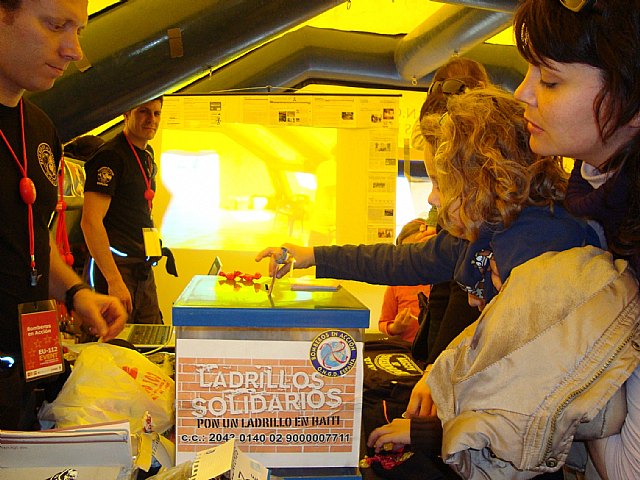 Obras Públicas gestiona la donación de cien toneladas de cemento para construir refugios en Haití - 1, Foto 1