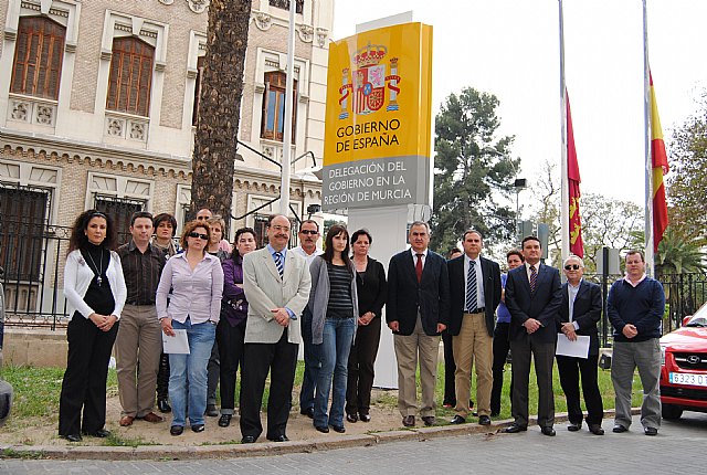 Luto oficial por el fallecimiento del presidente de la República de Polonia - 1, Foto 1