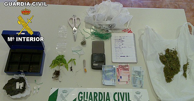 La Guardia Civil desmantela un punto de producción y distribución de cocaína en la Vega Media - 1, Foto 1