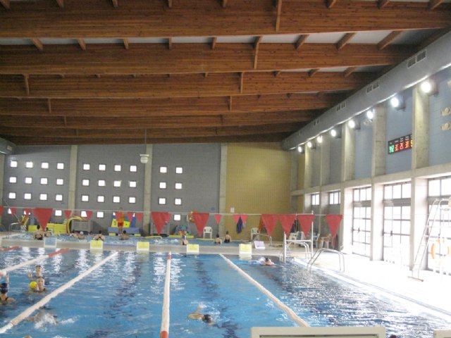 Instalan paneles Led informando de la temperatura del agua en tres piscinas municipales - 2, Foto 2