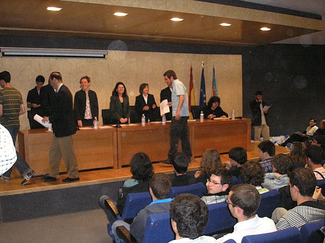 Los dos alumnos del IES Juan de la Cierva vuelven con medallas, tras participar en la fase Nacional de la Olimpiada de Física, Foto 3