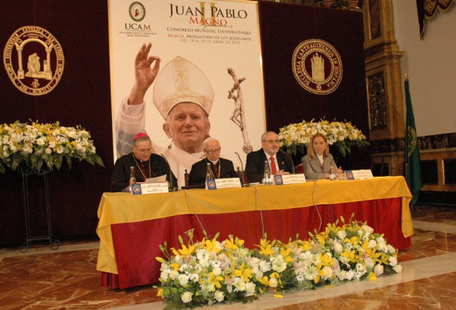 Antonio Cañizares: La fe de Juan Pablo II significa esperanza para la humanidad - 1, Foto 1