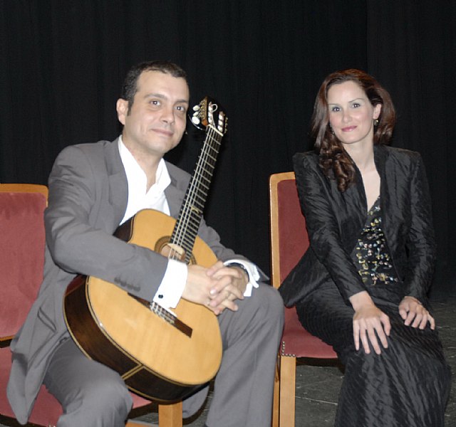 El guitarrista abaranero Antonio Hernández actúa en Blanca - 1, Foto 1