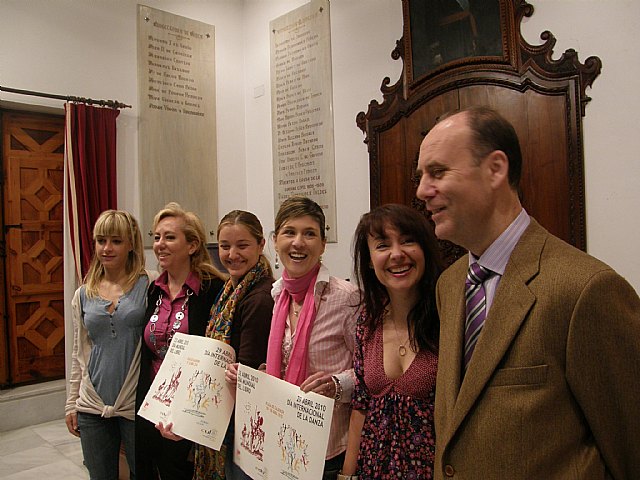 Lorca celebra el Día Internacional de Libro y de la Danza - 1, Foto 1