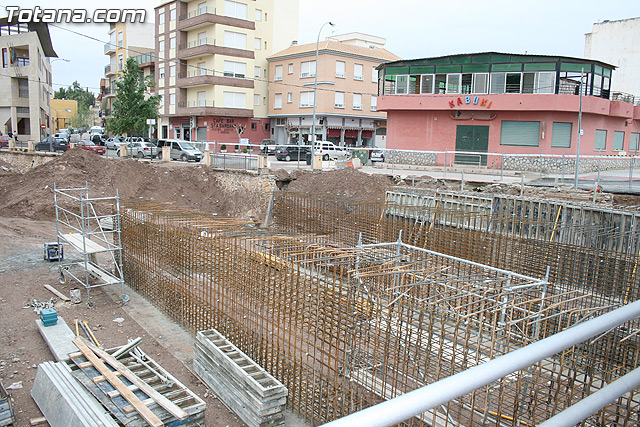 Autoridades municipales visitan las obras de la redonda de “La Kabuki”, en la Avenida Juan Carlos I - 4