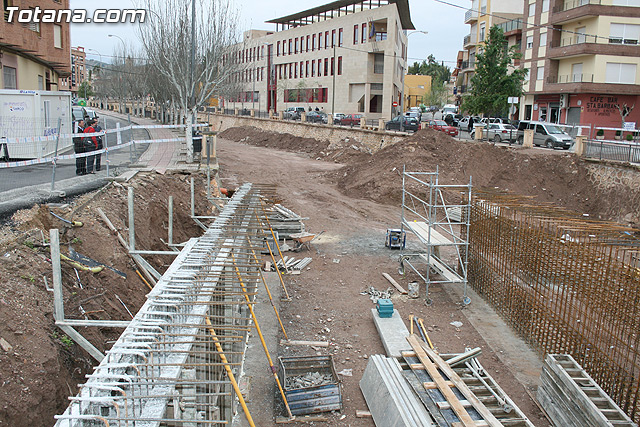 Autoridades municipales visitan las obras de la redonda de “La Kabuki”, en la Avenida Juan Carlos I - 5