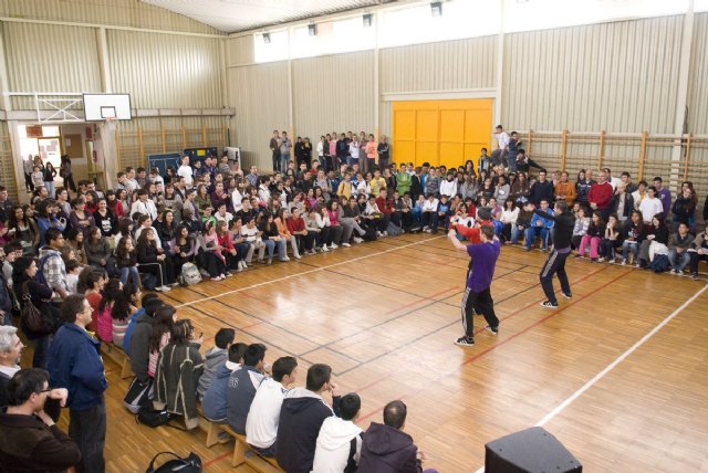 La compañía de Dani Pannullo cierra el sábado MuDanzas tras su paso por los institutos - 2, Foto 2