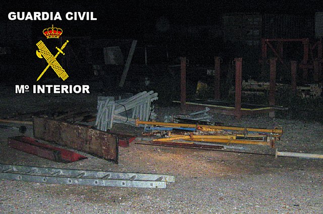 La Guardia Civil ha detenido a cuatro personas in fraganti por la sustracción herramienta de construcción - 2, Foto 2